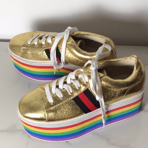 Women’s Cape Robbin 2.75 Platform Wedge Shoes Metallic Gold Sneakers Size 7 - Picture 3 of 4